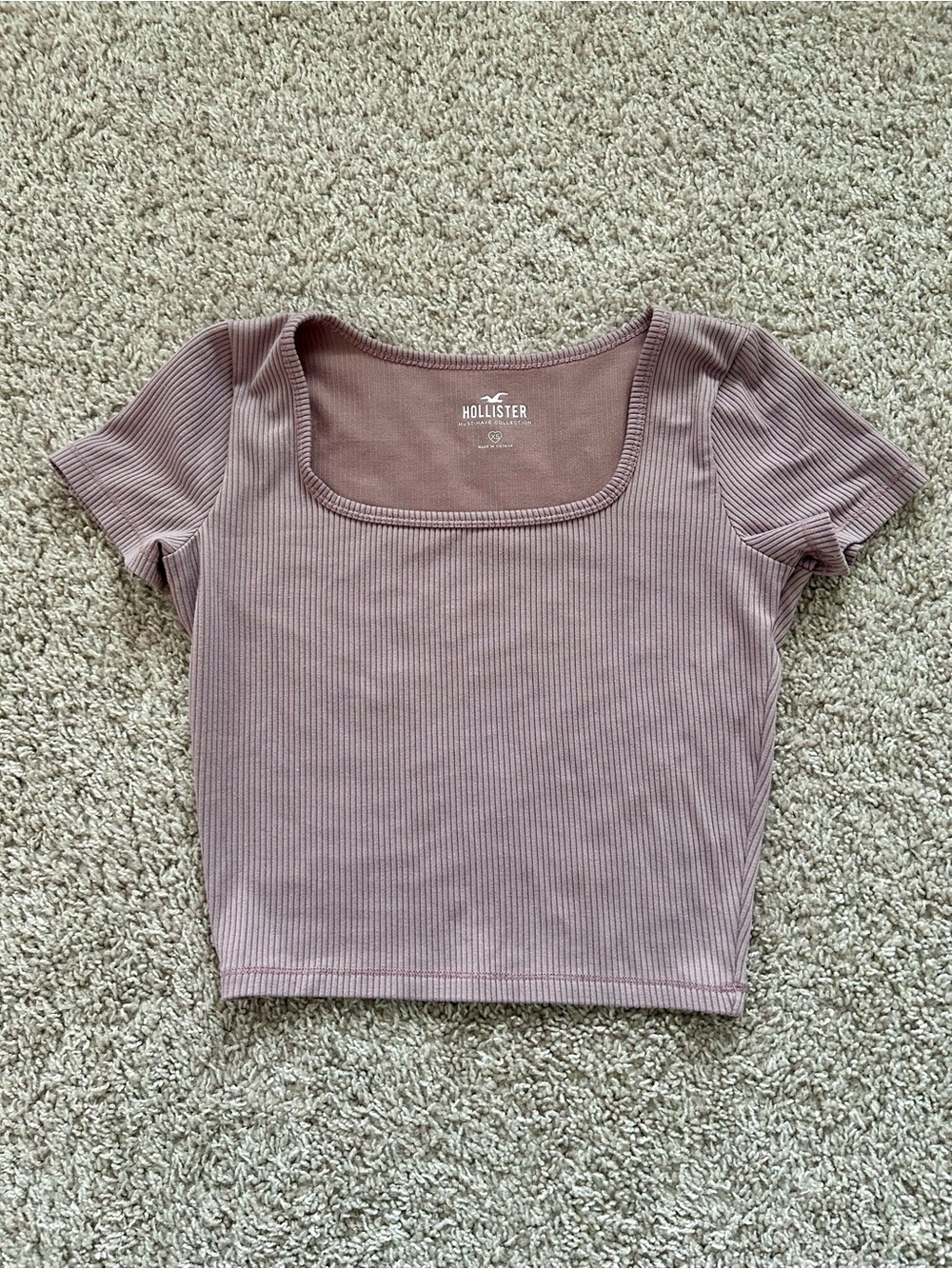 Hollister Dusty Lavender Ribbed Square-Neck Crop Tee in XS